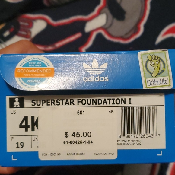 Sneakers - Picture 5 of 5